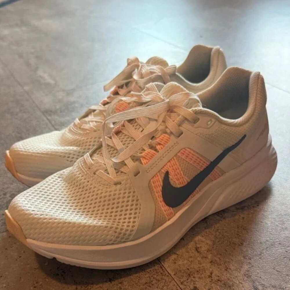 Nike Women's White and Peach Athletic Shoes: Revolution 7.5 FLAWS